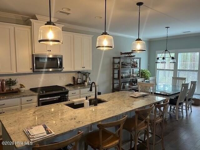 1405 Bluffton Ct - Photo 5 of 11