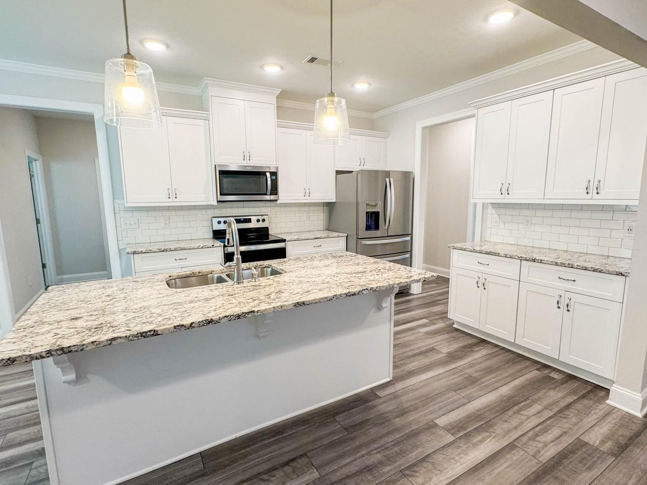 239 Prominence Dr - Photo 6 of 26