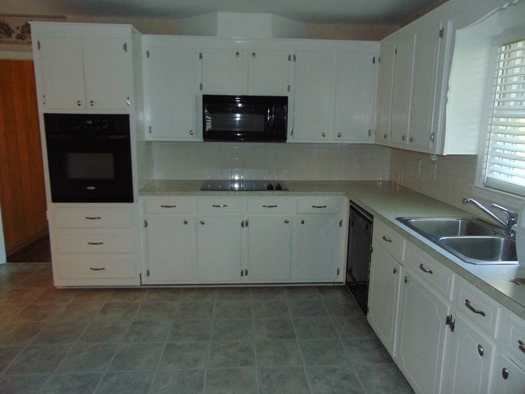 2703 Northwood Ct - Photo 4 of 5