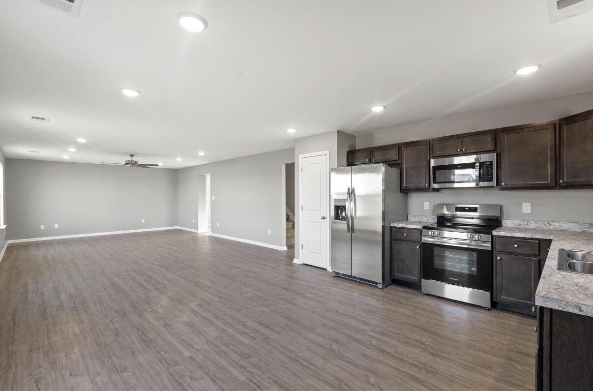224 Candy Apple Ln - Photo 6 of 8