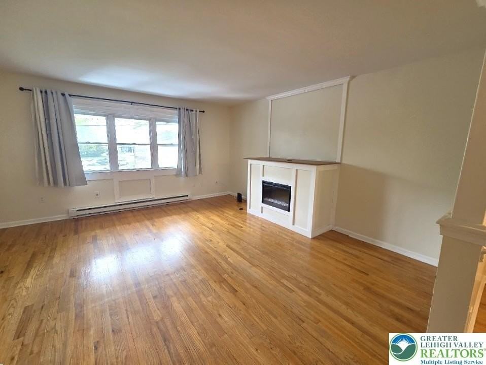 1749 Schoenersville Rd - Photo 4 of 19