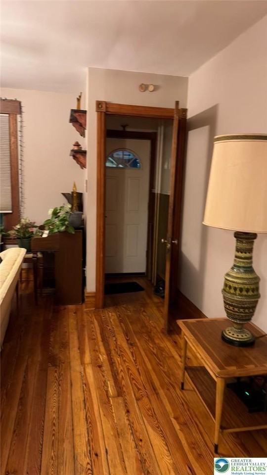 1111 Fullerton Ave - Photo 3 of 30