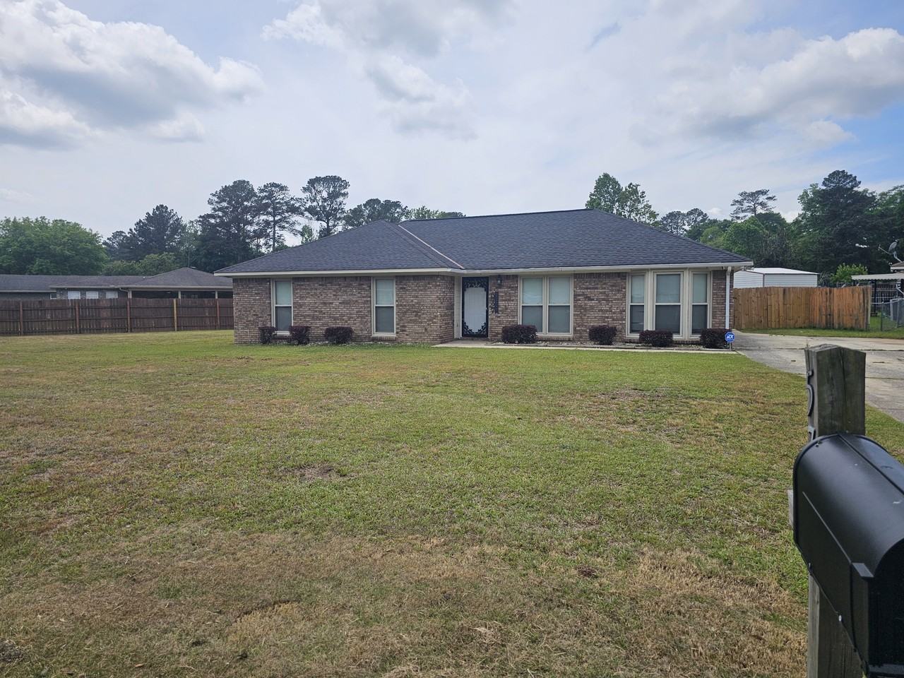 5727 Lexington Dr #1 - Photo 4 of 47