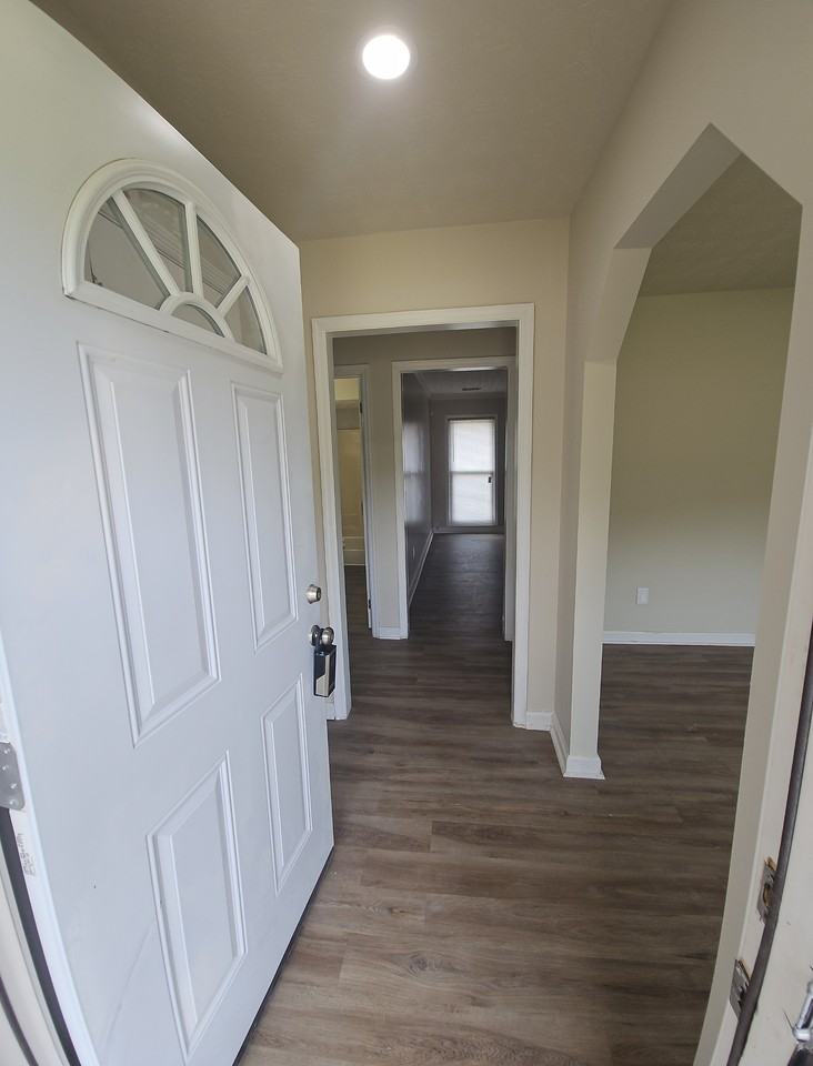 5727 Lexington Dr #1 - Photo 6 of 47