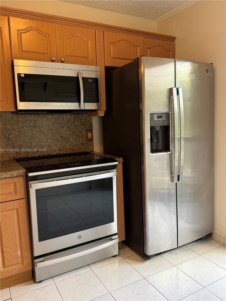 5490 W 21st Ct #308 - Photo 4 of 15