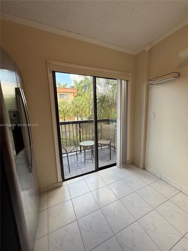 5490 W 21st Ct #308 - Photo 7 of 15