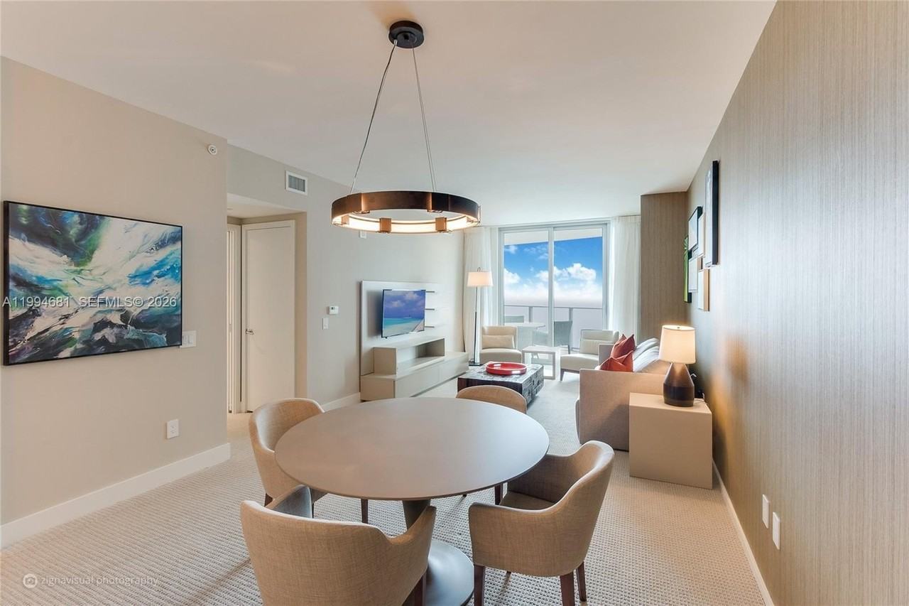 4111 S Ocean Dr #2707 - Photo 2 of 19