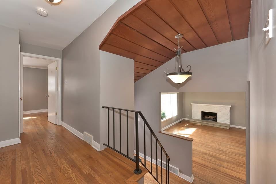 95 Edgar Drive - Photo 2 of 6