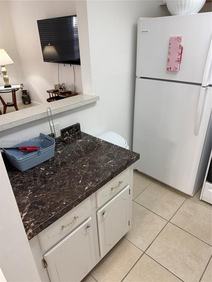 188 Prescott J #188 - Photo 5 of 13