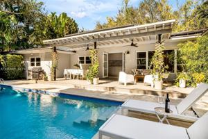 featured image of 1010 Placetas Ave