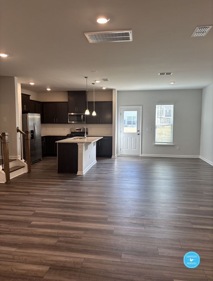 1022 Poets Walk Rd #1 - Photo 2 of 17