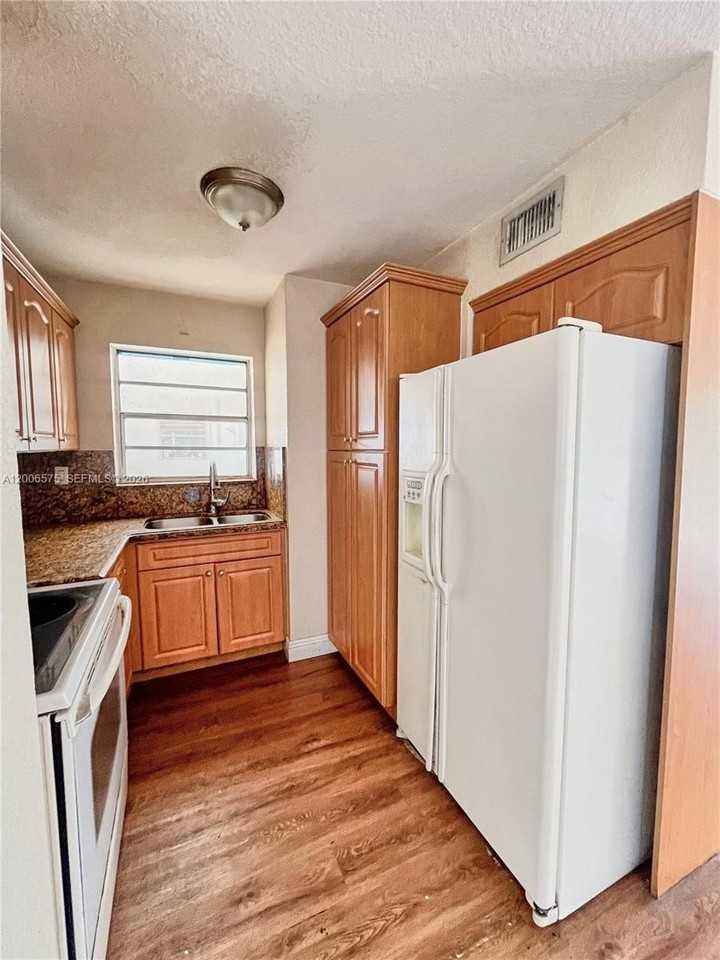 8870 Fontainebleau Blvd #409 - Photo 3 of 20