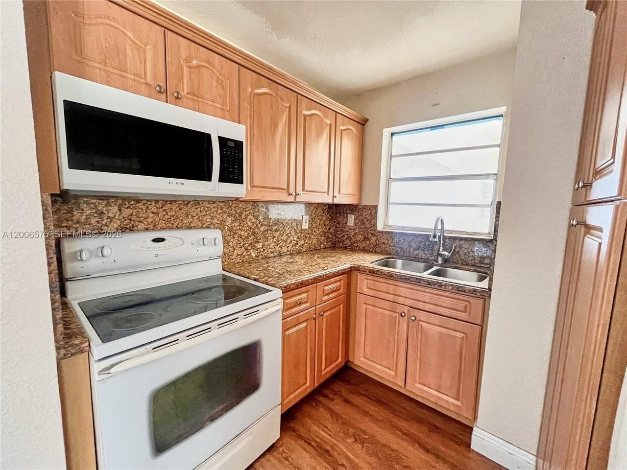 8870 Fontainebleau Blvd #409 - Photo 4 of 20