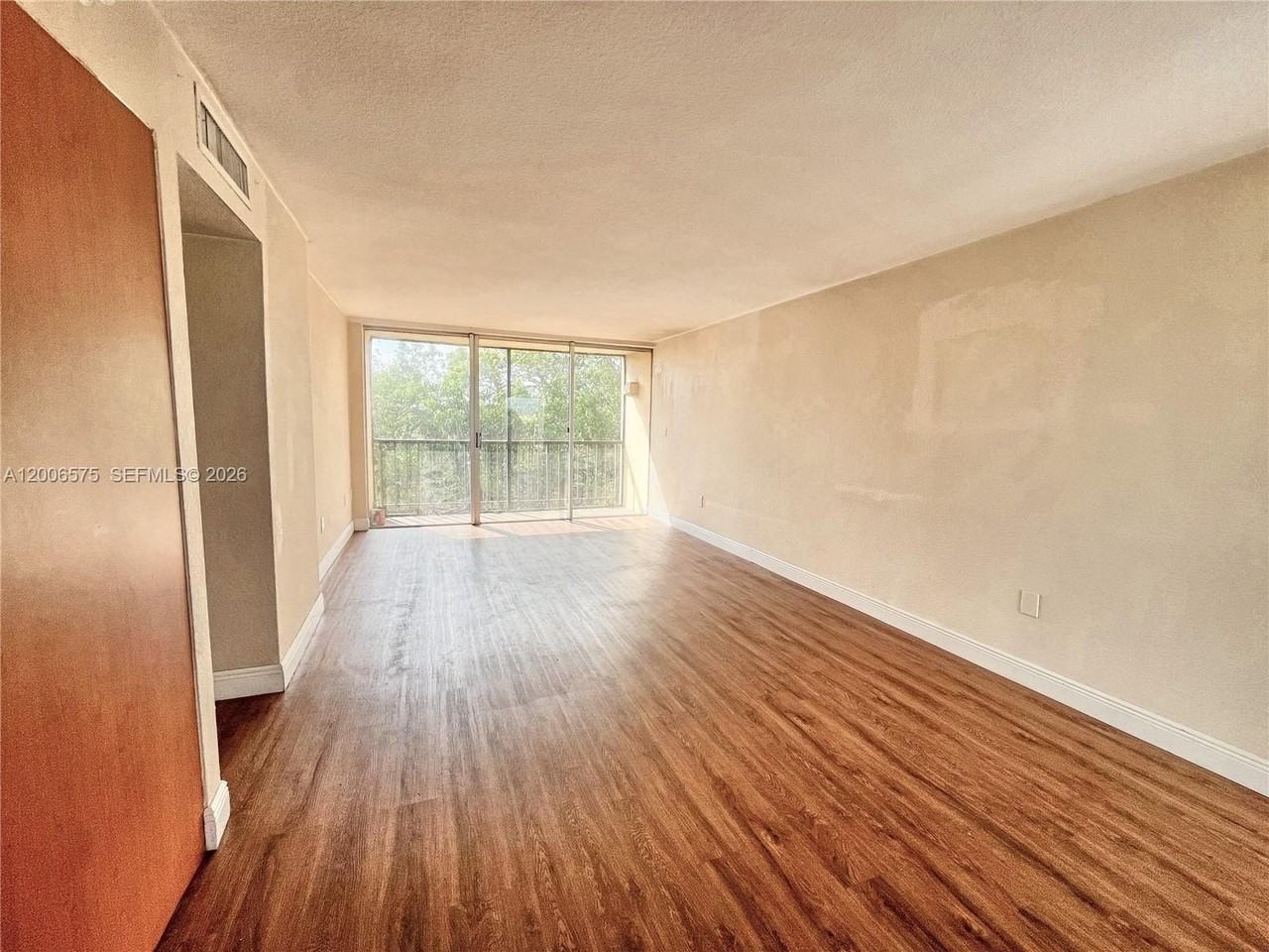 8870 Fontainebleau Blvd #409 - Photo 5 of 20