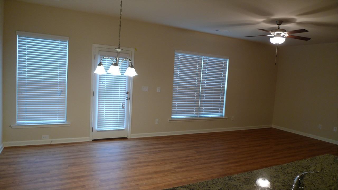 38 Greenfield Dr #1 - Photo 4 of 10