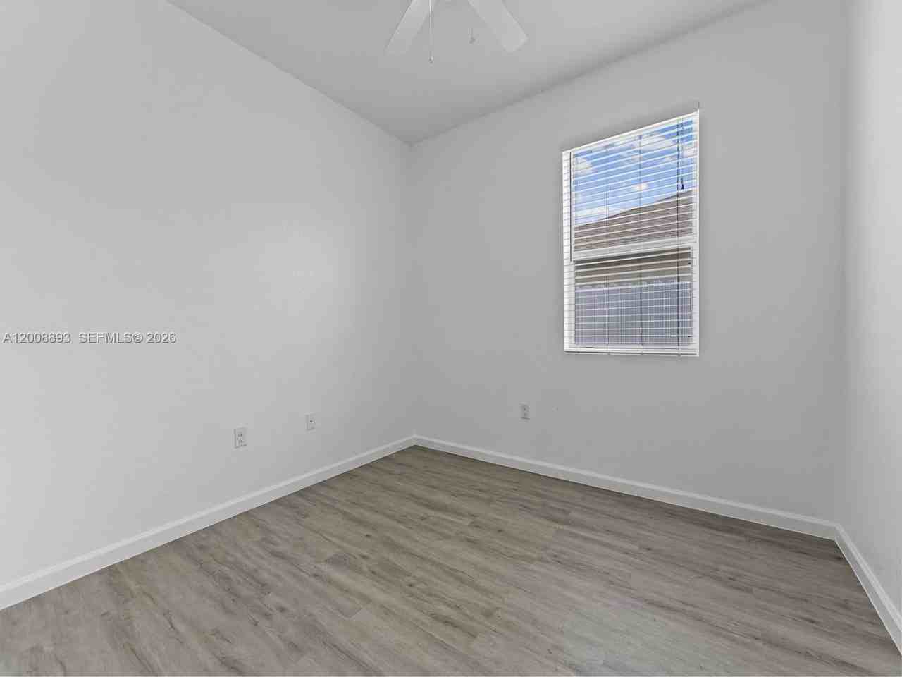 27869 Sw 133rd Ave #1 - Photo 4 of 13