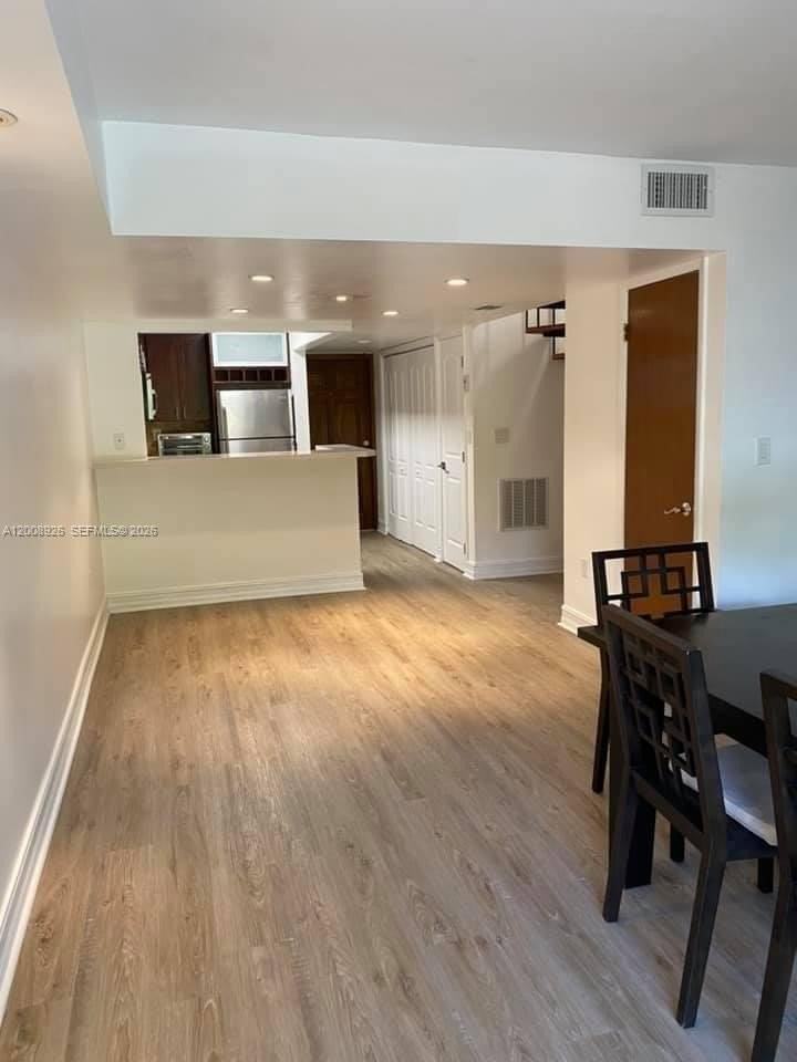 3225 Bird Ave #IV3 - Photo 5 of 25