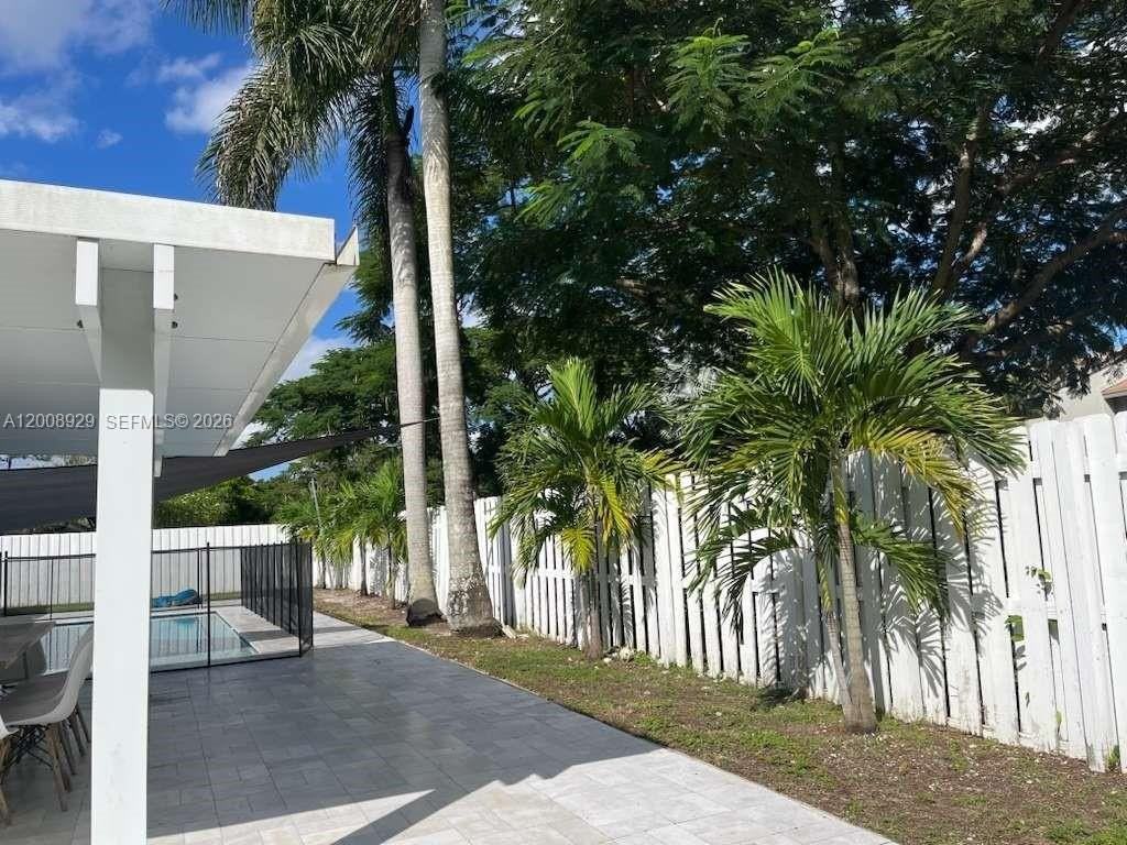 11121 Sw 110th Rd #11121 - Photo 5 of 17