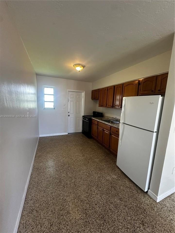 13421 Sw 268th St #13421 - Photo 4 of 19