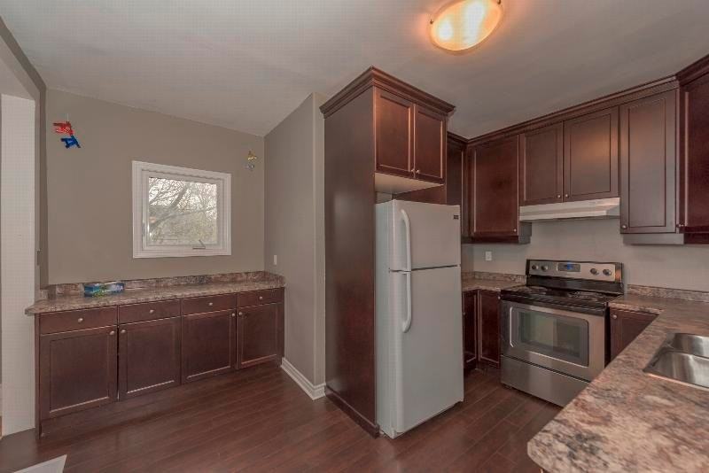 847 Hellmuth Avenue - Photo 5 of 6