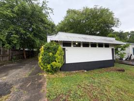 124 Holly St Se - Photo 1 of 1