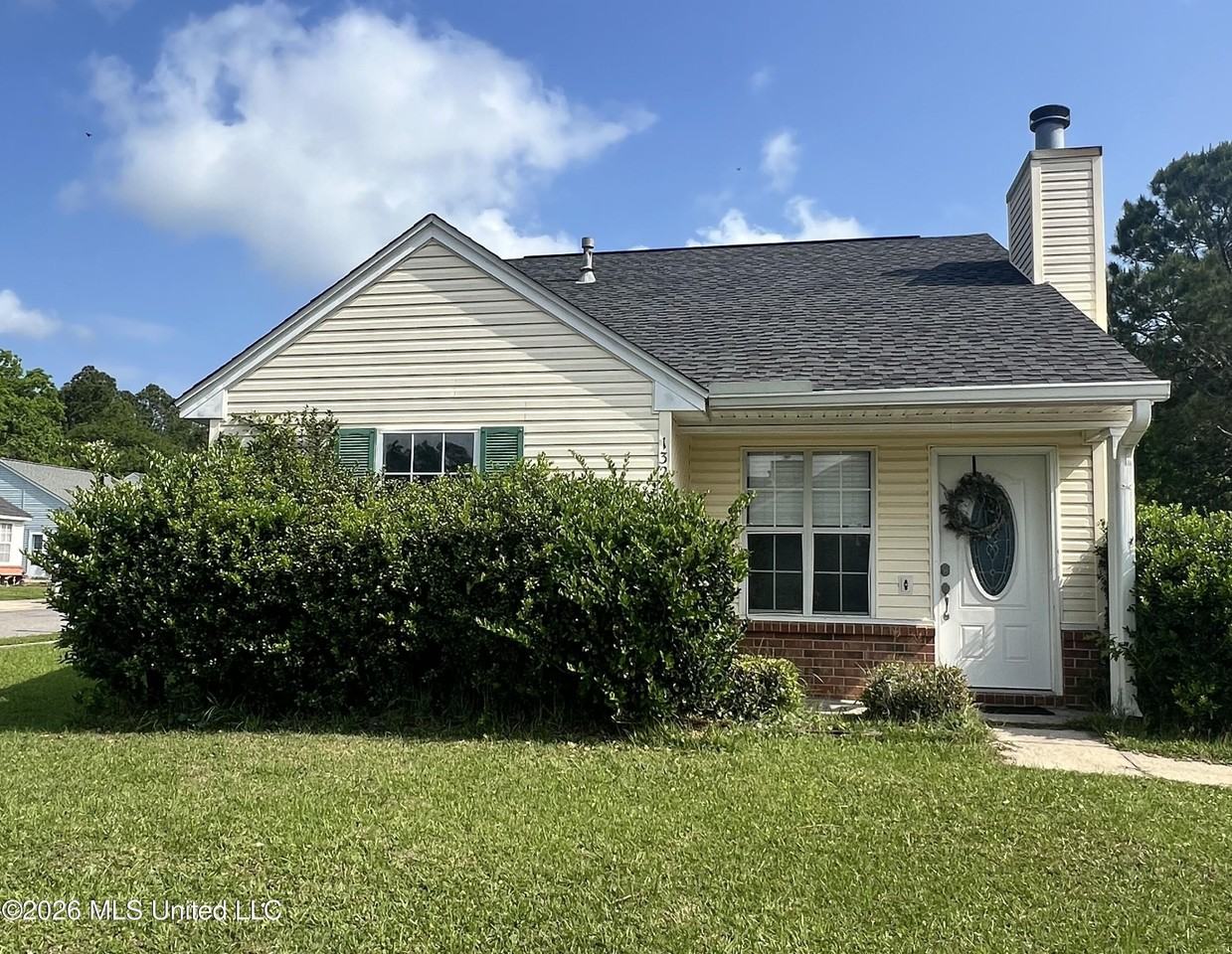 13242 Warren Dr