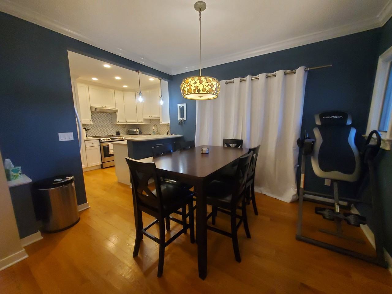 1156 Hope St #1 - Photo 5 of 8