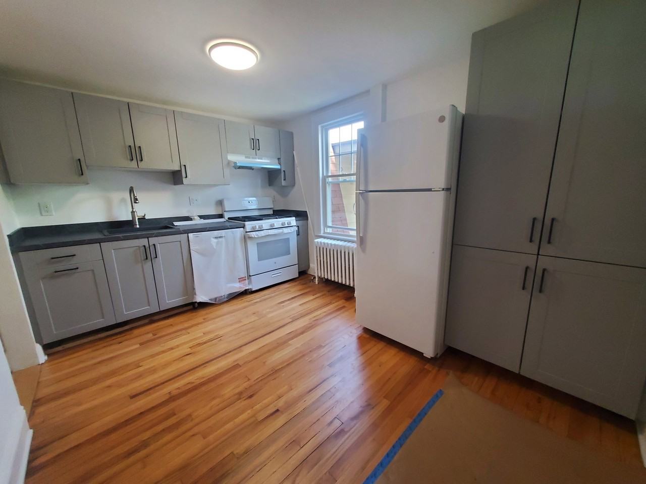 33 Holcomb Ave #2 - Photo 3 of 8