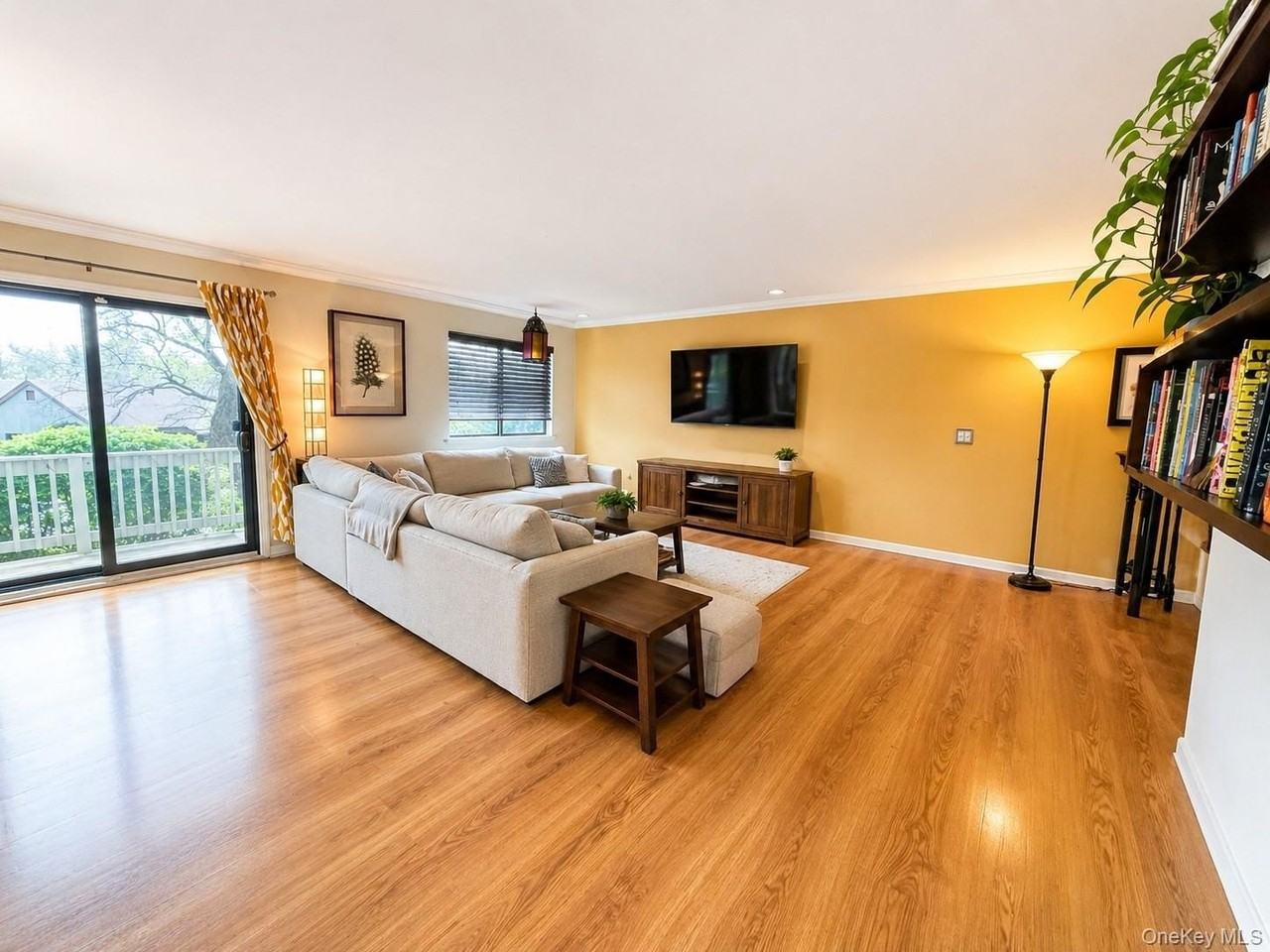 10 Sycamore Dr - Photo 7 of 28