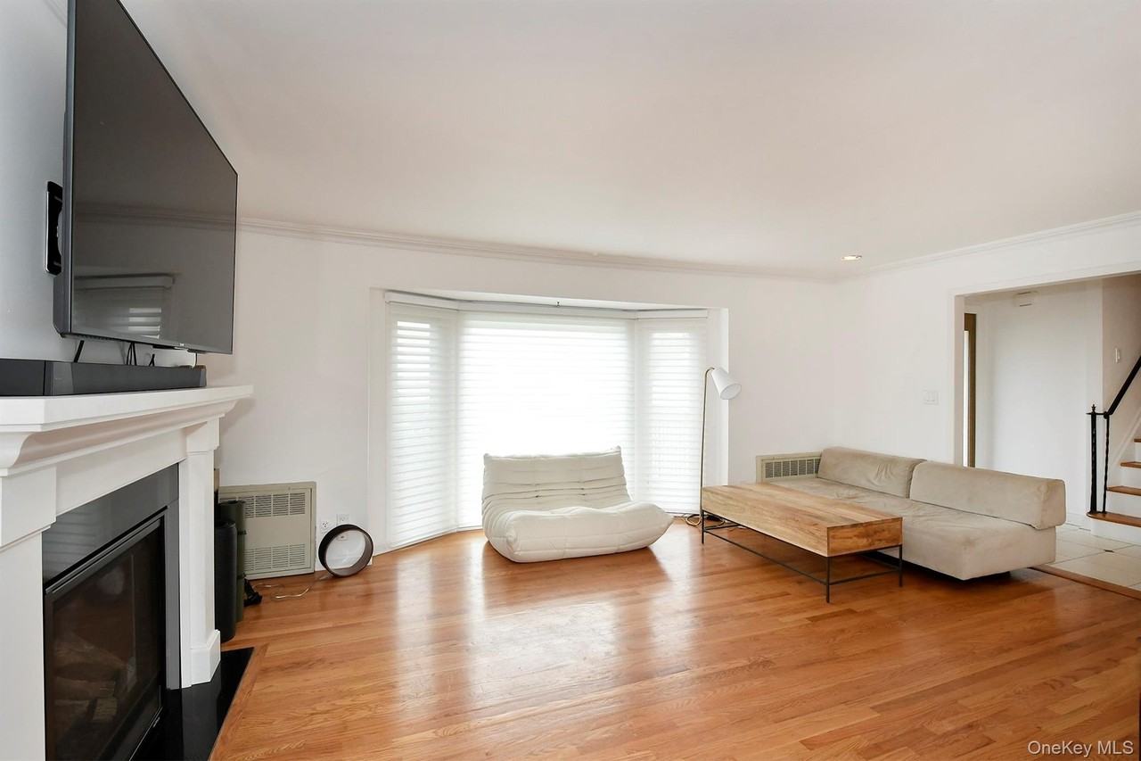 3544 Woodward St - Photo 7 of 22