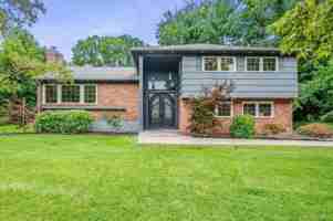 featured image of 26 Red Brook Rd