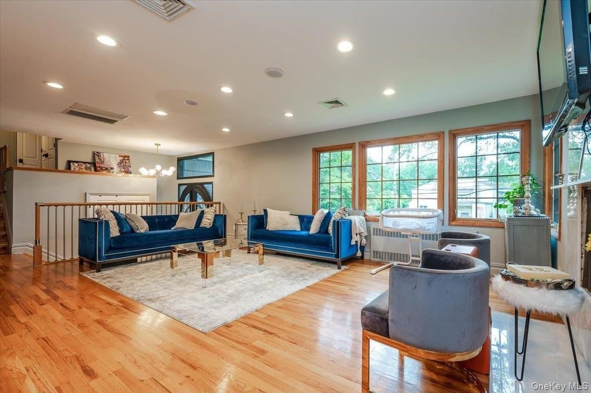 26 Red Brook Rd - Photo 3 of 19