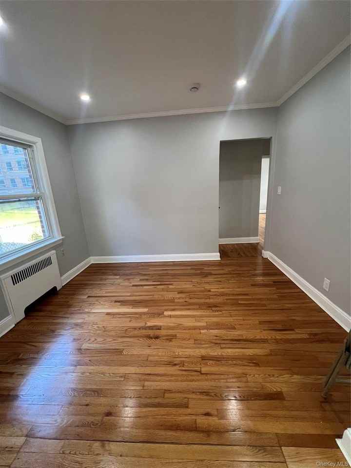 17031 Grand Central Pkwy #1stFL - Photo 4 of 22