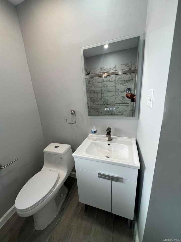 17031 Grand Central Pkwy #1stFL - Photo 7 of 22