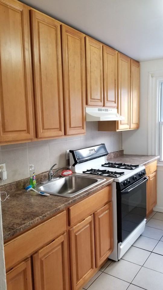 2025 68th Ave - Photo 3 of 12