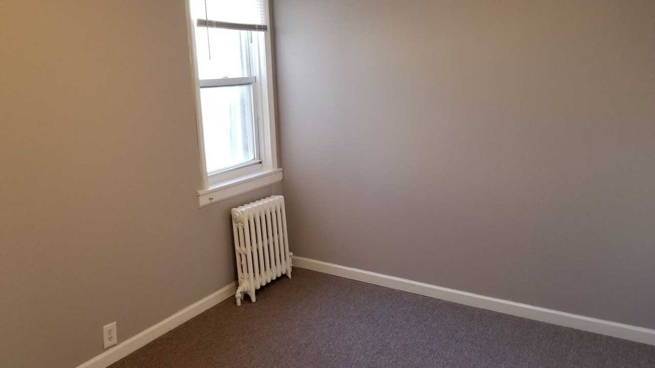 2025 68th Ave - Photo 7 of 12