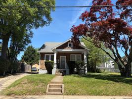 featured image of 407 Adams St #C