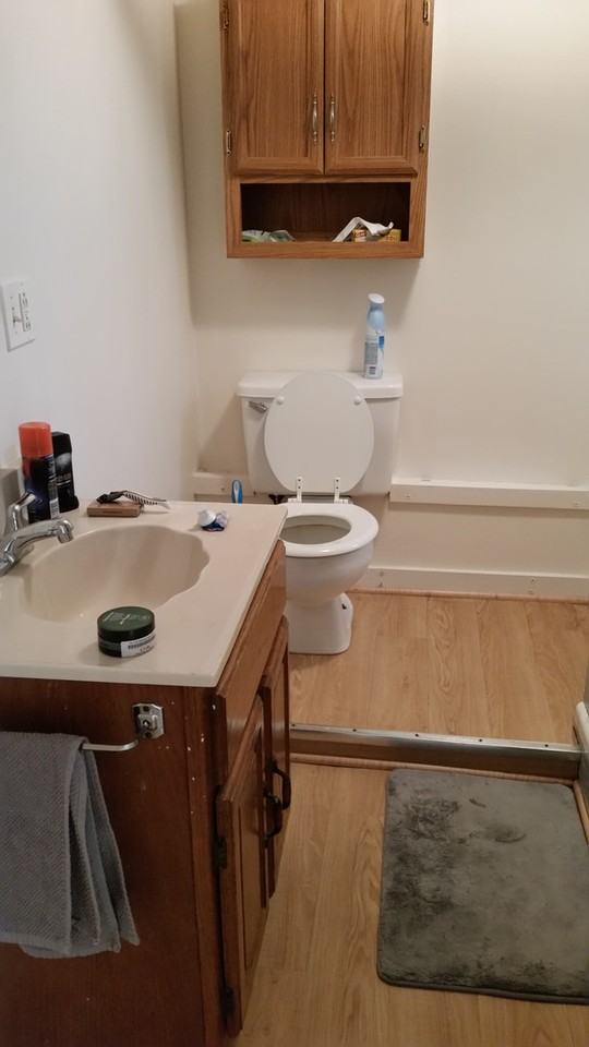 407 Adams St #C - Photo 3 of 7