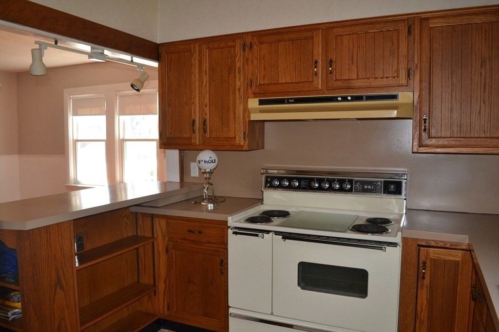 1421 Morton Ave - Photo 6 of 20