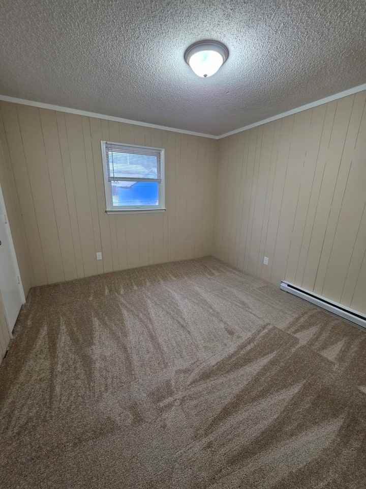 1910 Whitehall St - Photo 6 of 8