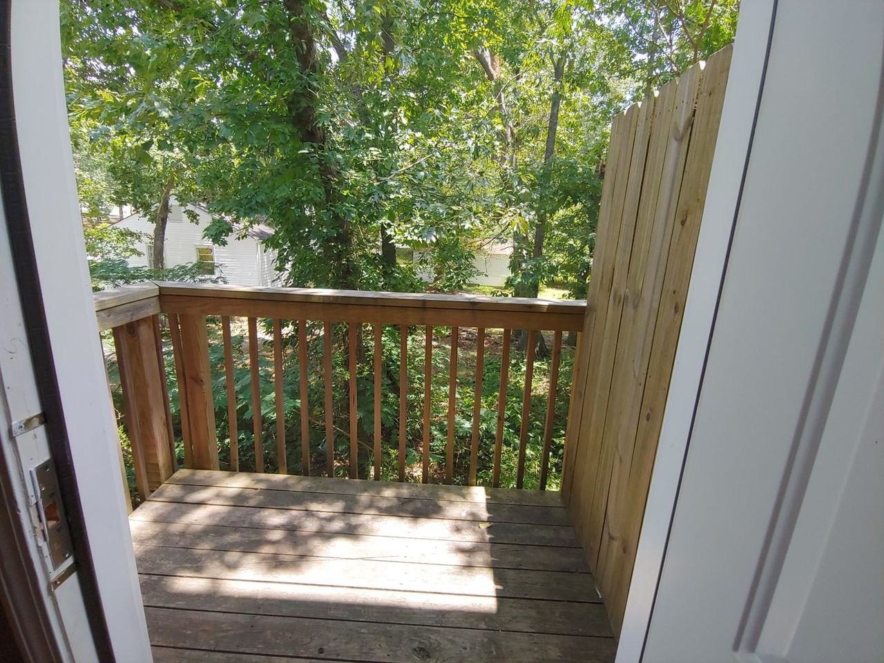 4970 West St - Photo 5 of 9