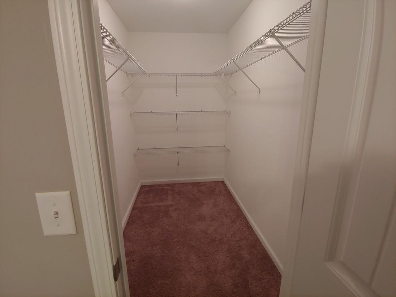 4970 West St - Photo 6 of 9