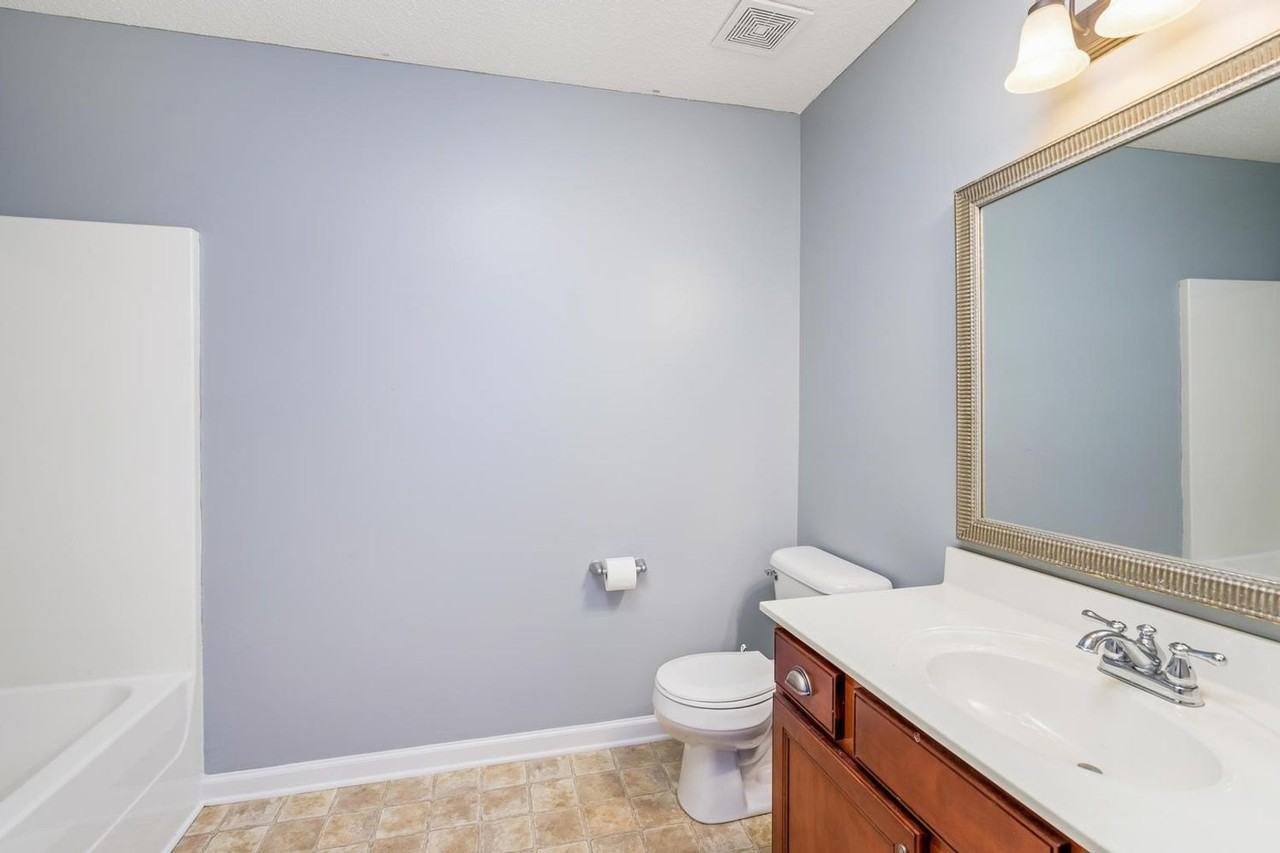 2267 Yeager Dr - Photo 4 of 18