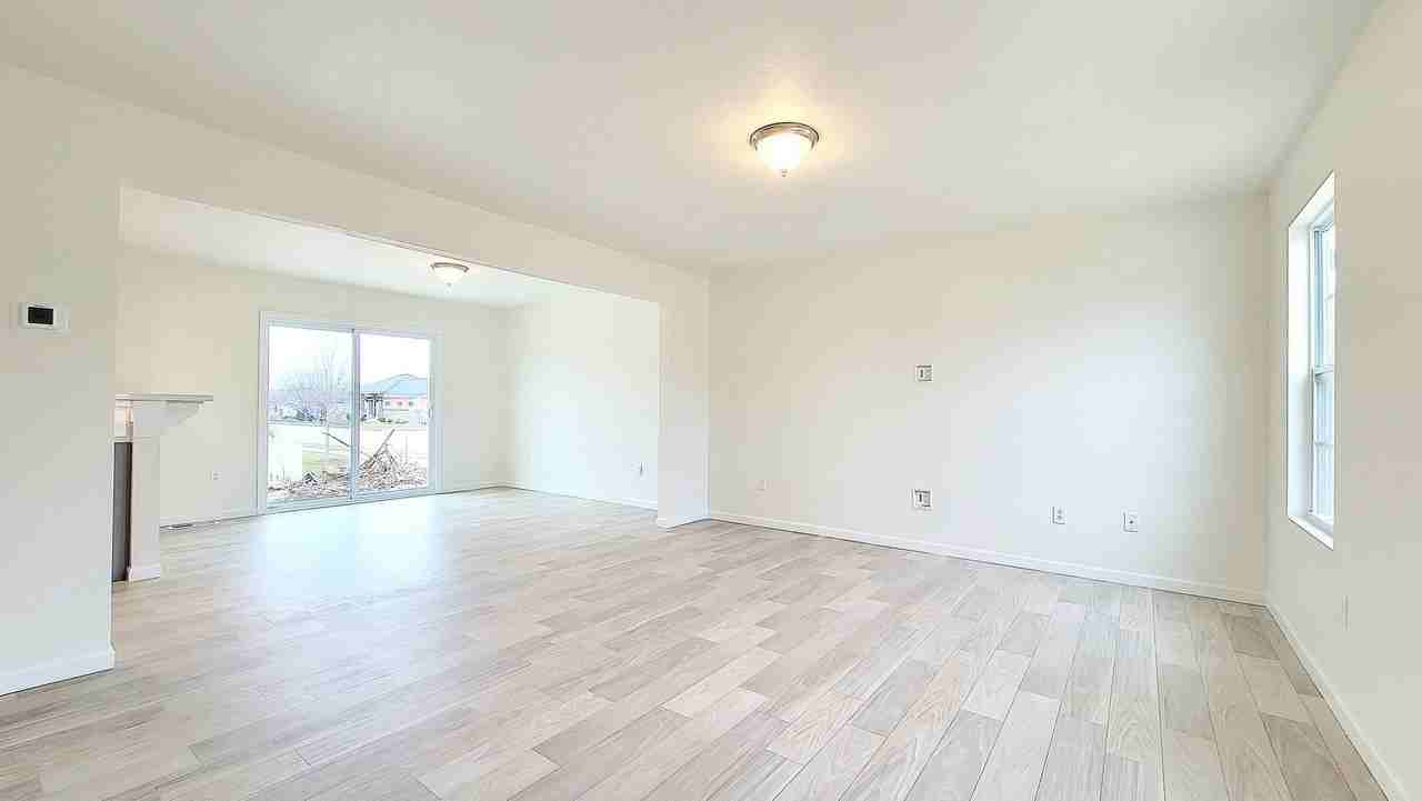 1929 Blue Stem Ct - Photo 6 of 30