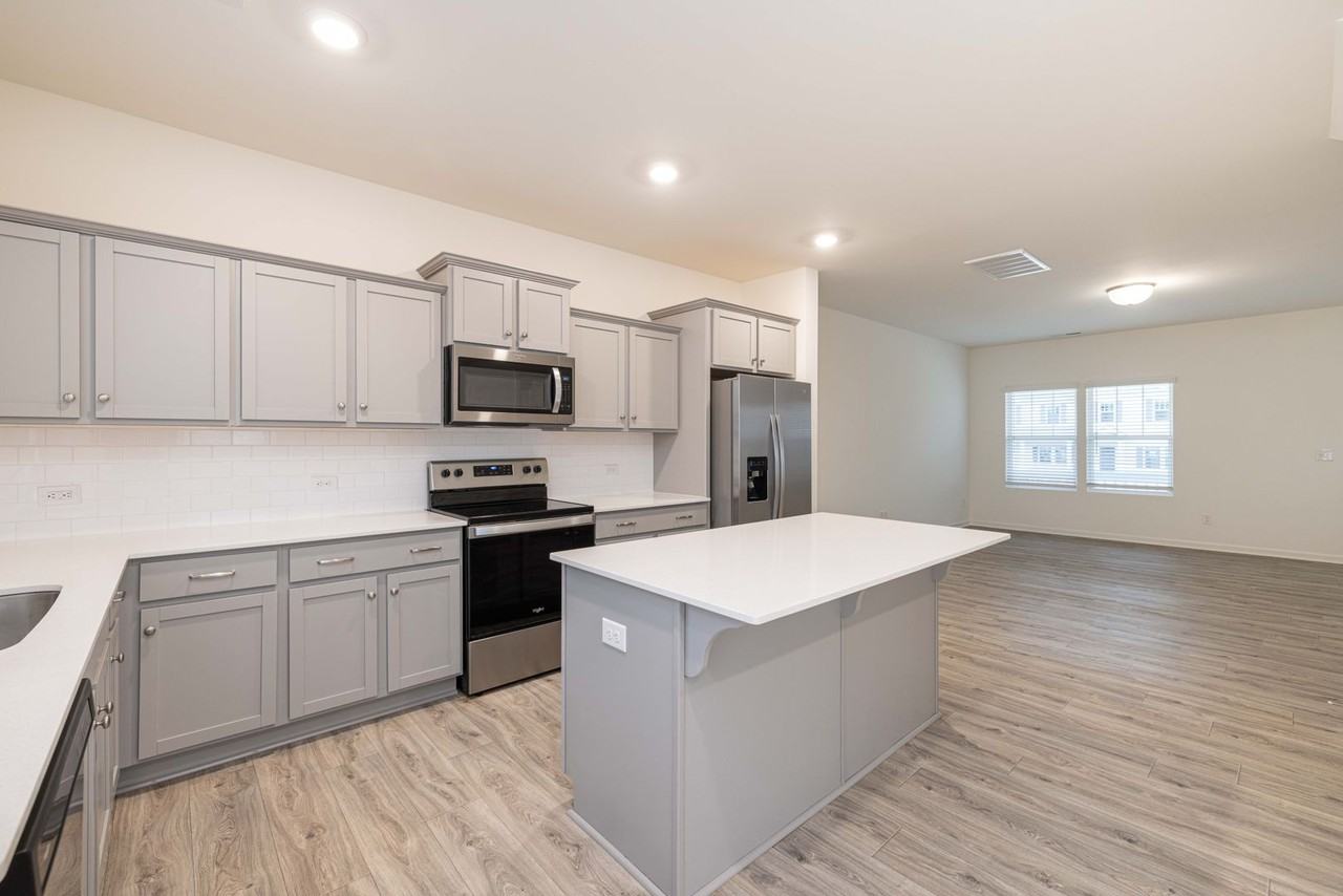 439 Kincaid Rd - Photo 6 of 18
