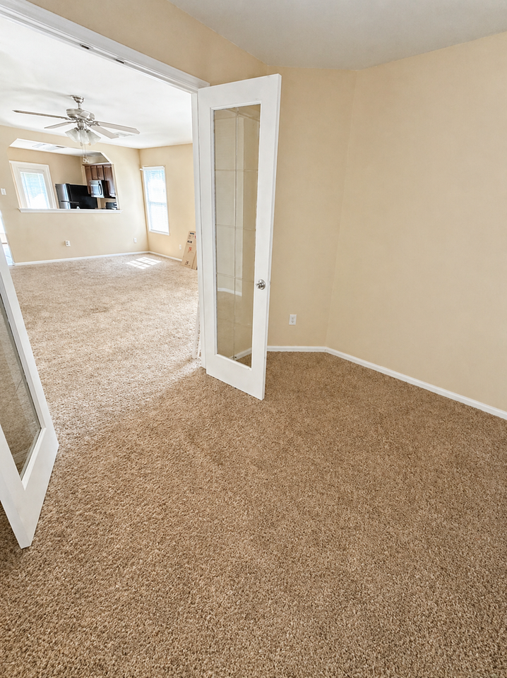 3305 Neel Ct - Photo 7 of 18