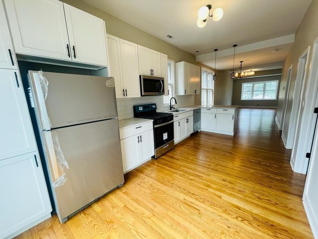 2309 N Campbell Ave #3 - Photo 7 of 15