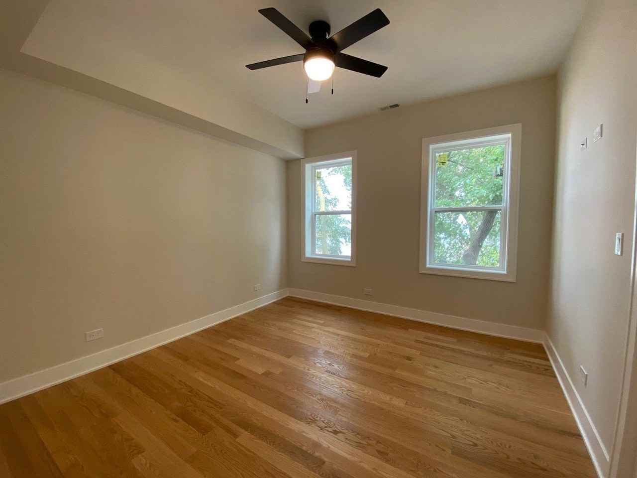 1055 W Pratt Blvd #2A - Photo 6 of 20