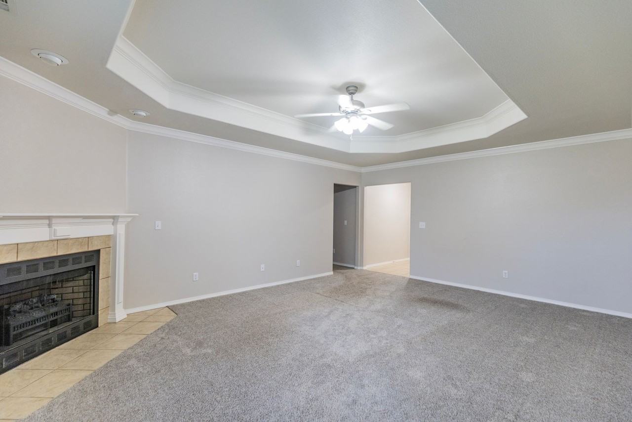 6206 Sw Meadow Well Ave - Photo 3 of 20