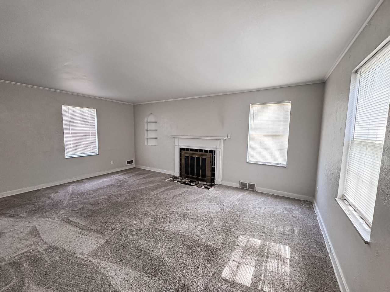 2710 Henderson Rd #1 - Photo 3 of 15